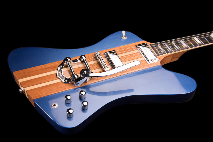 montecarlo-3-firebird-gibson-custom-replica-luthiery gibson-firebird-custom-replica-bigsby-luthiery