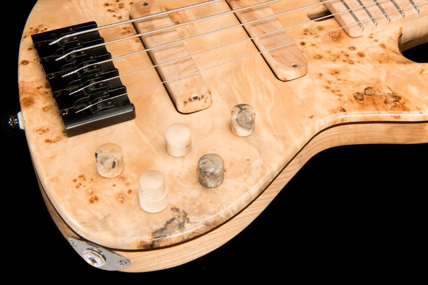 Shiono, custom handmade electric bass | Shank Instruments Milan shiono-electric-bass-poplar-burl