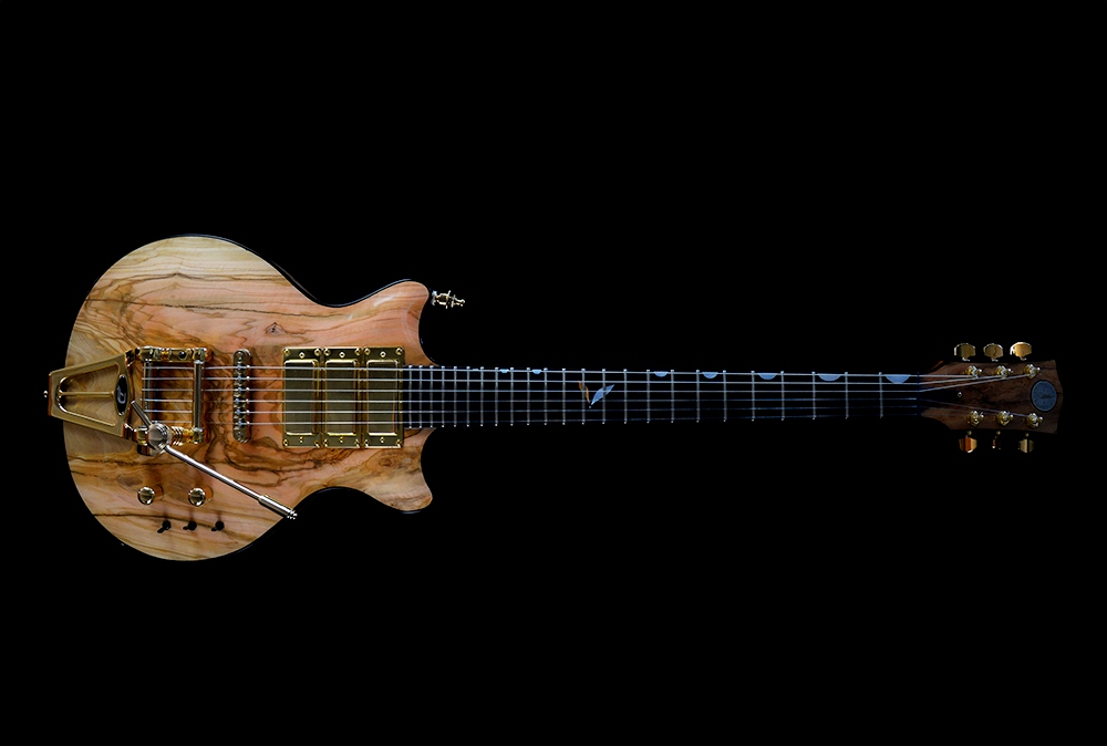 shank-instruments-luthier-milano-guitar-olive-wood-emanuele-d'alò-ground-custom Shank Instruments liuteria milano