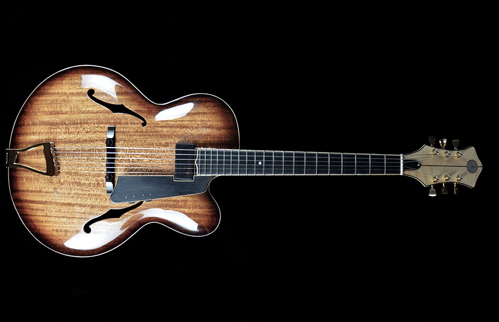 shank-instruments-chitarra-archtop-mogano-massello-liuteria-milano-emanuele-d'alò-jazz Shank Instruments Milano