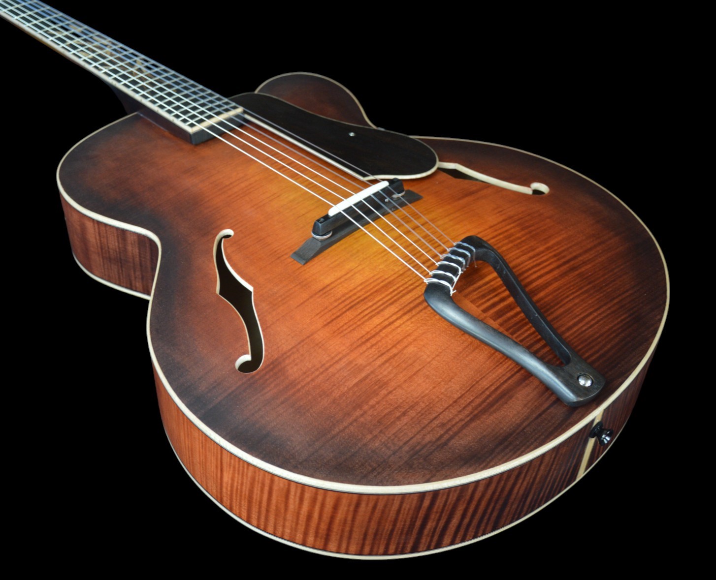 shank-instruments-milano-nylon-strings-acoustic-archtop-guitar-luthier-L5-replica-custom